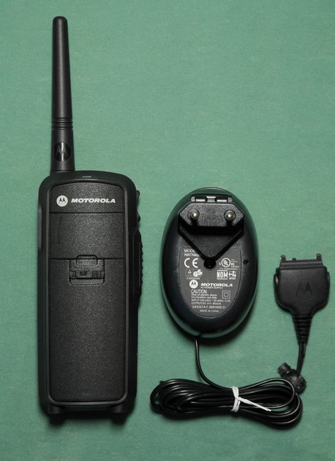 Motorola DTR-2430 цифровая портативная рация на дальность 2 км, фотография 2